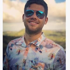 Meet your Posher, Andrés